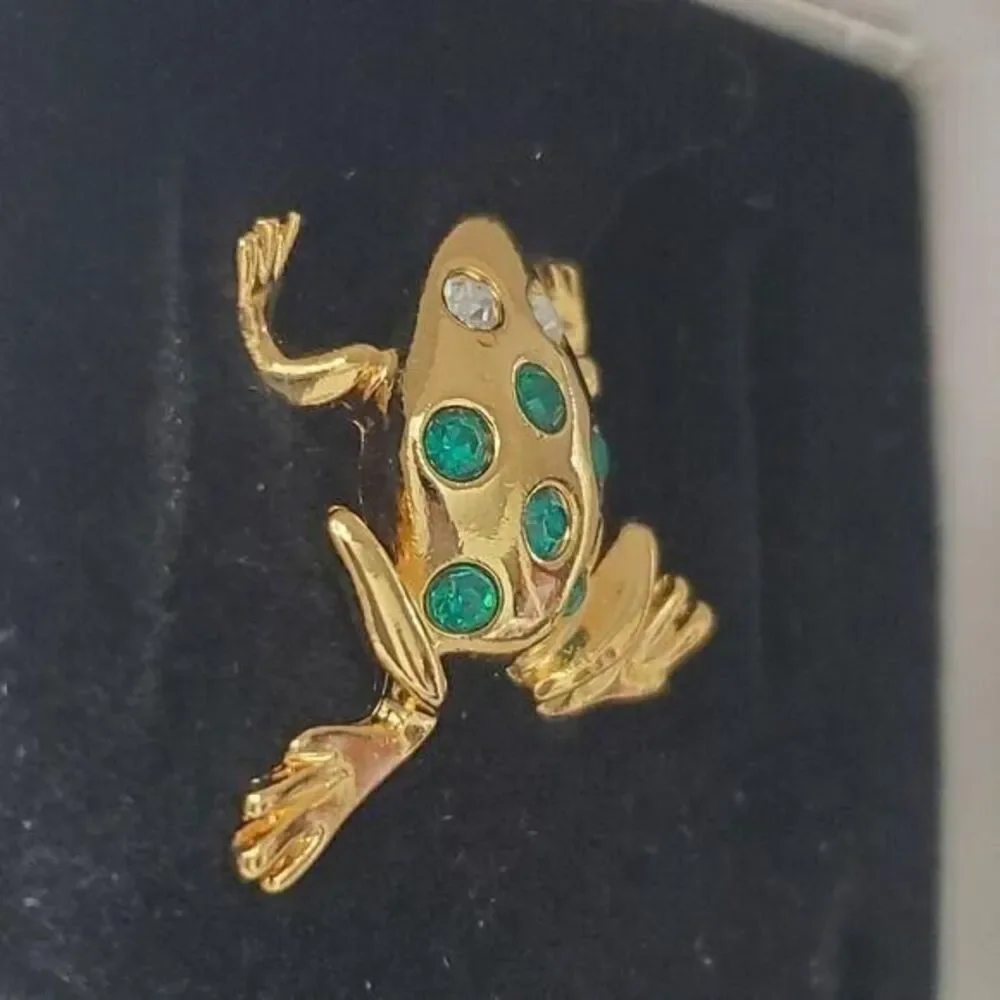 Avon gold tone frog brooch green rhinestones
